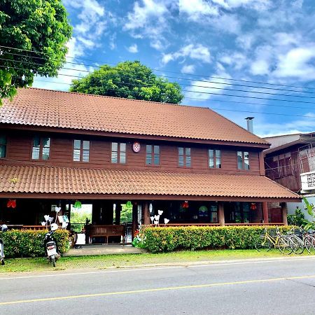 Riverhouse-The Teak House Mae Sariang Εξωτερικό φωτογραφία