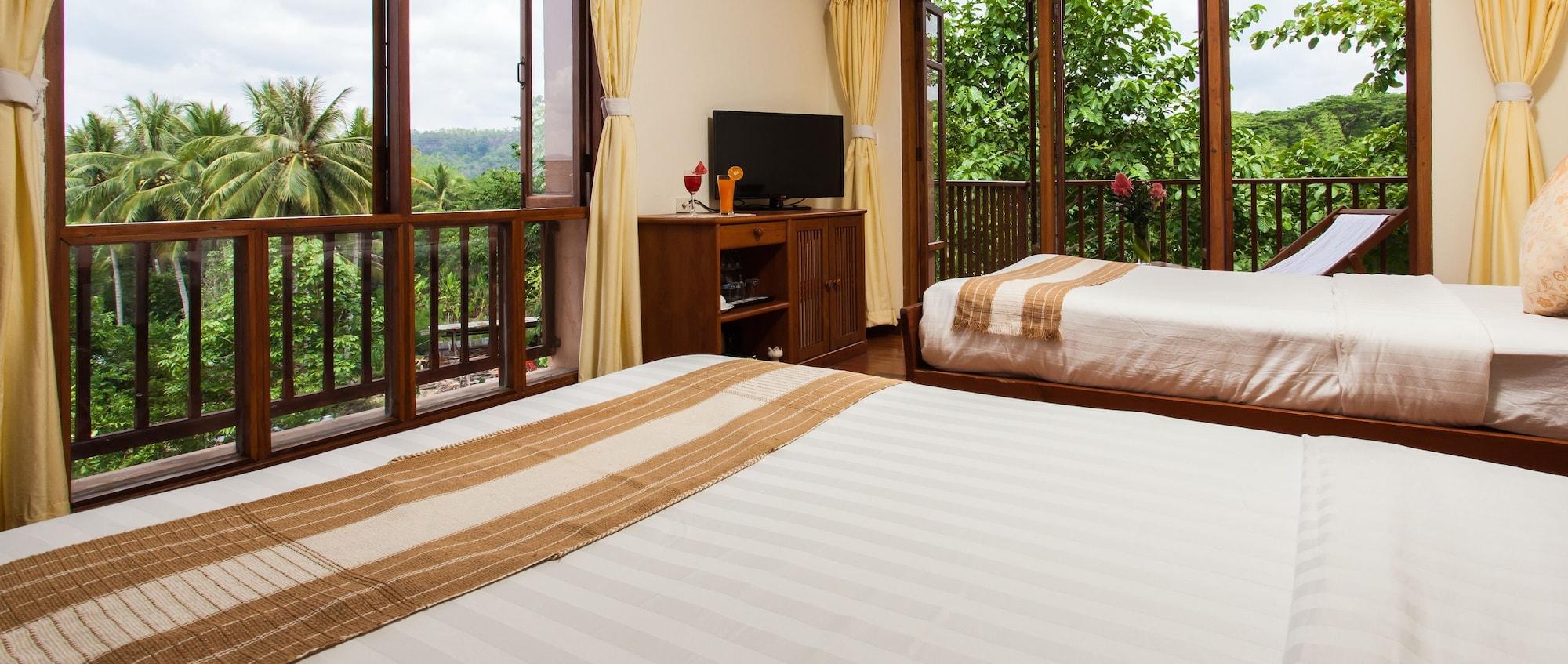 Riverhouse-The Teak House Mae Sariang Εξωτερικό φωτογραφία