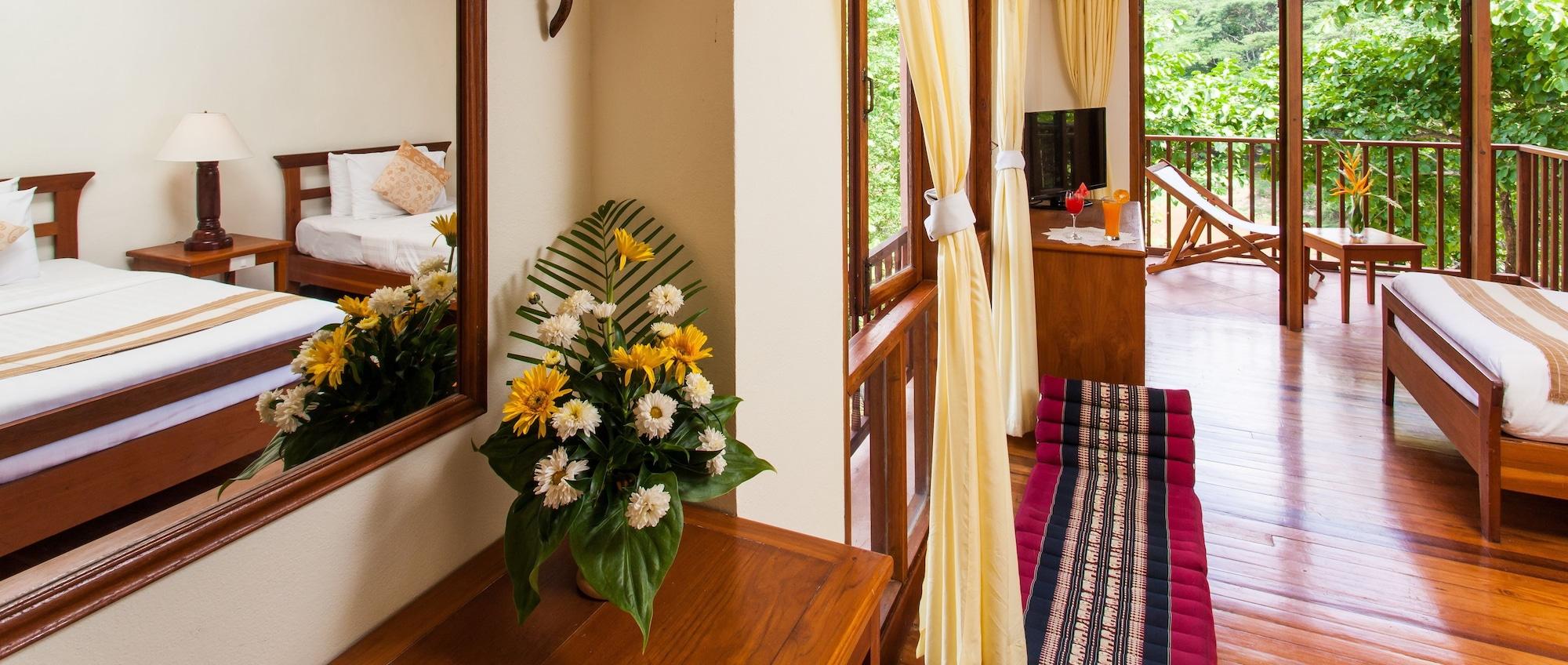 Riverhouse-The Teak House Mae Sariang Εξωτερικό φωτογραφία