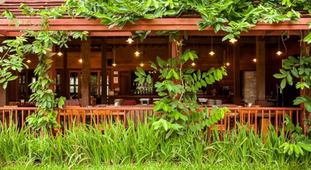 Riverhouse-The Teak House Mae Sariang Εξωτερικό φωτογραφία