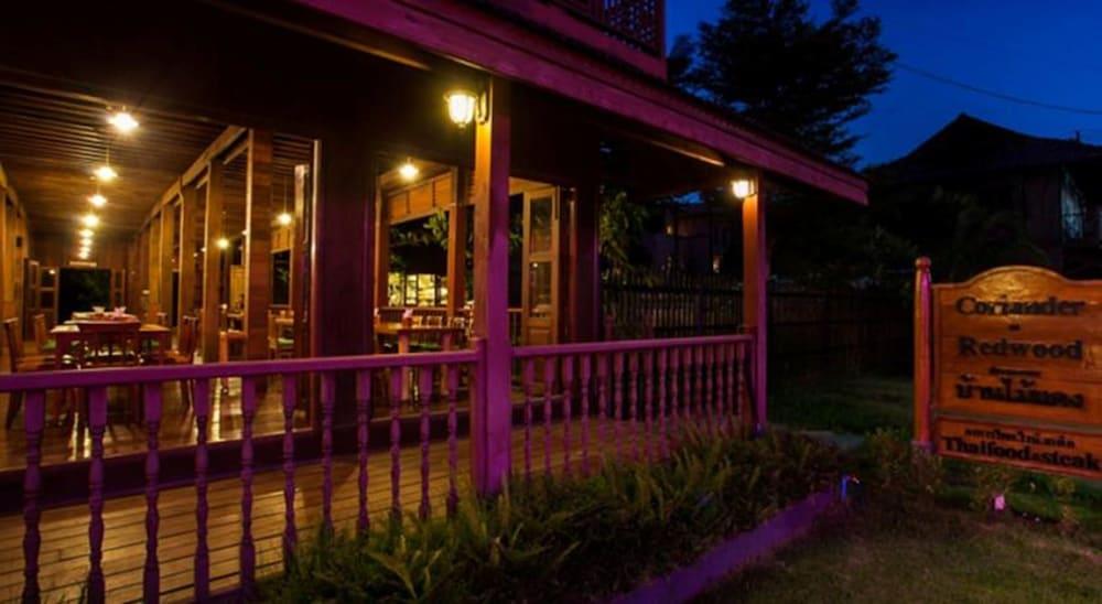 Riverhouse-The Teak House Mae Sariang Εξωτερικό φωτογραφία