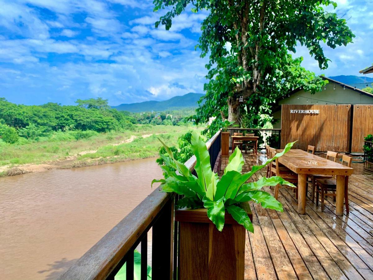 Riverhouse-The Teak House Mae Sariang Εξωτερικό φωτογραφία